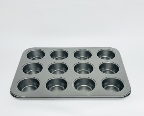 12 Cavity Plain Muffin Tray - BNBA
