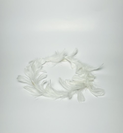 Round Feather Topper White - BNBA